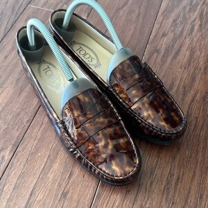 TOD'S Patent Leather Tortoise Driving Shoes Penny Loafer Women's sz 40 US 9/9.5